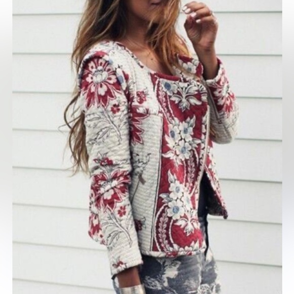ZARA BLAZER PRINTED FLORAL QUILTED CARDIGAN WHITE RED JACKET BLOGGERS size M - Picture 2 of 16